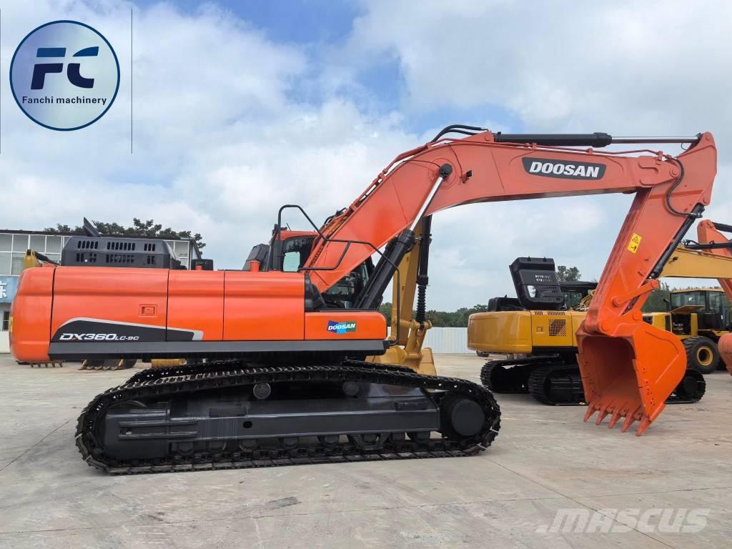 Doosan DX 360 LC Gravemaskiner på larvebånd