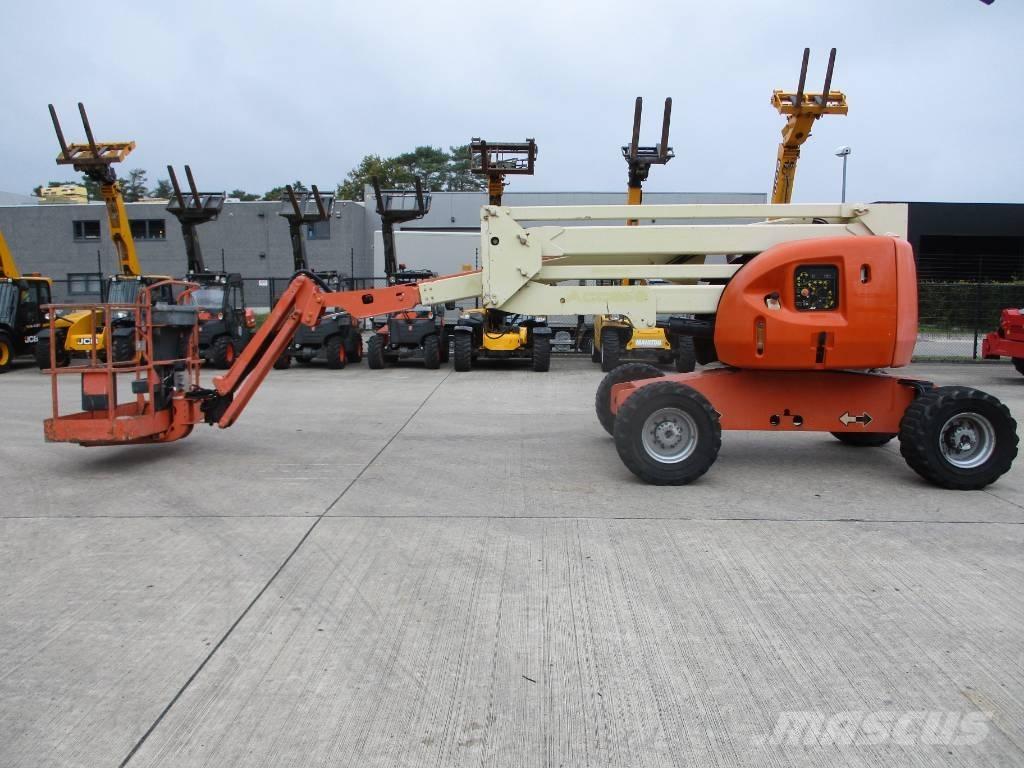 JLG 510 AJ (271) Kompakte selvkørende bomlifte