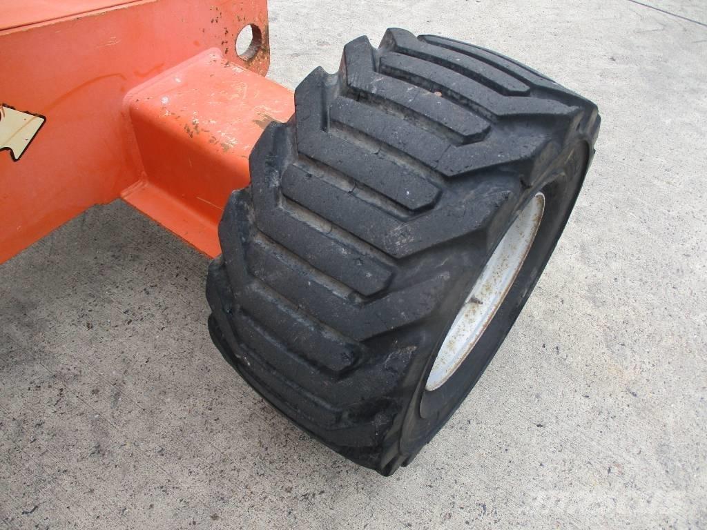 JLG 510 AJ (271) Kompakte selvkørende bomlifte