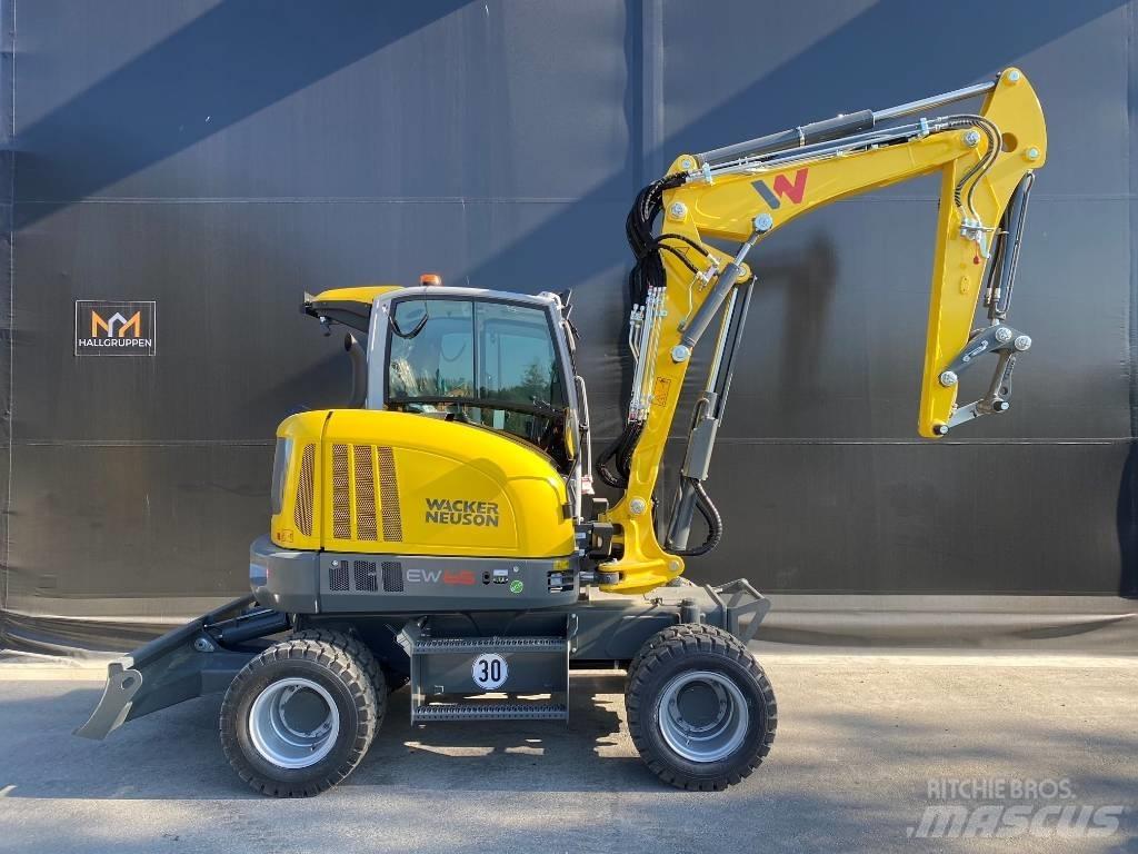 Wacker Neuson EW65 Gravemaskiner på hjul