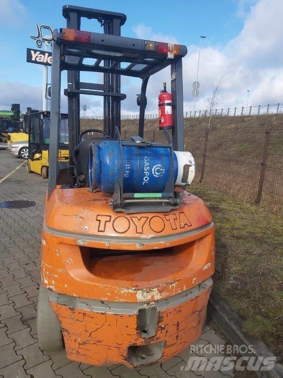 Toyota 7FG35 LPG gaffeltrucks
