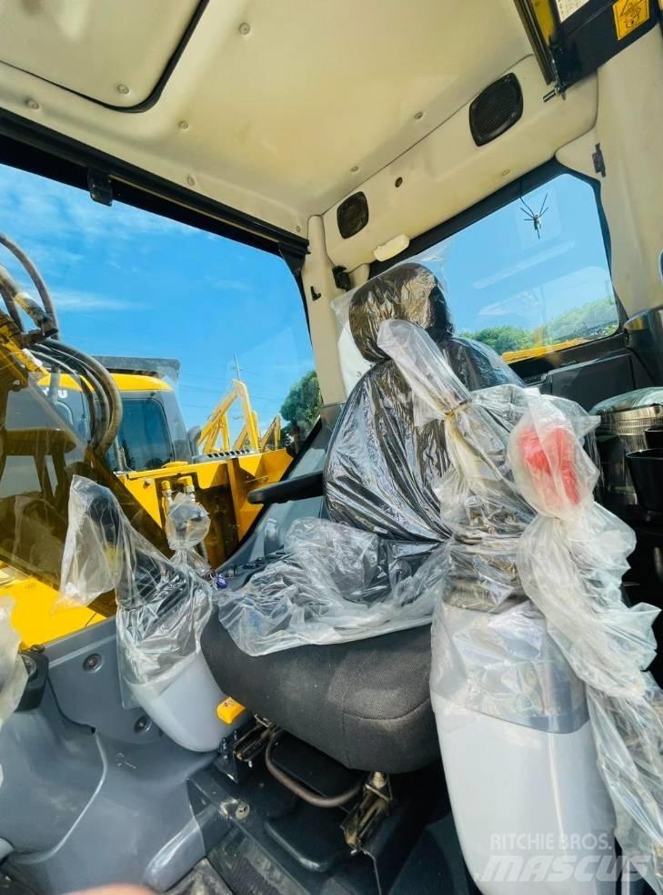 Komatsu PC 138 US Gravemaskiner på larvebånd