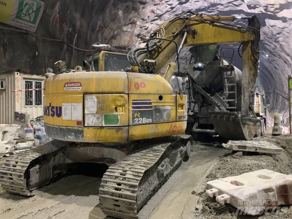 Komatsu PC228US-8 Entreprenør - Andet