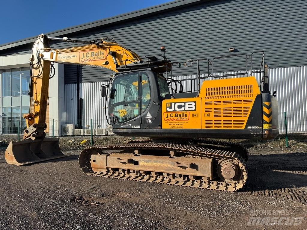 JCB JS300 LC ( 35 Ton ) Gravemaskiner på larvebånd