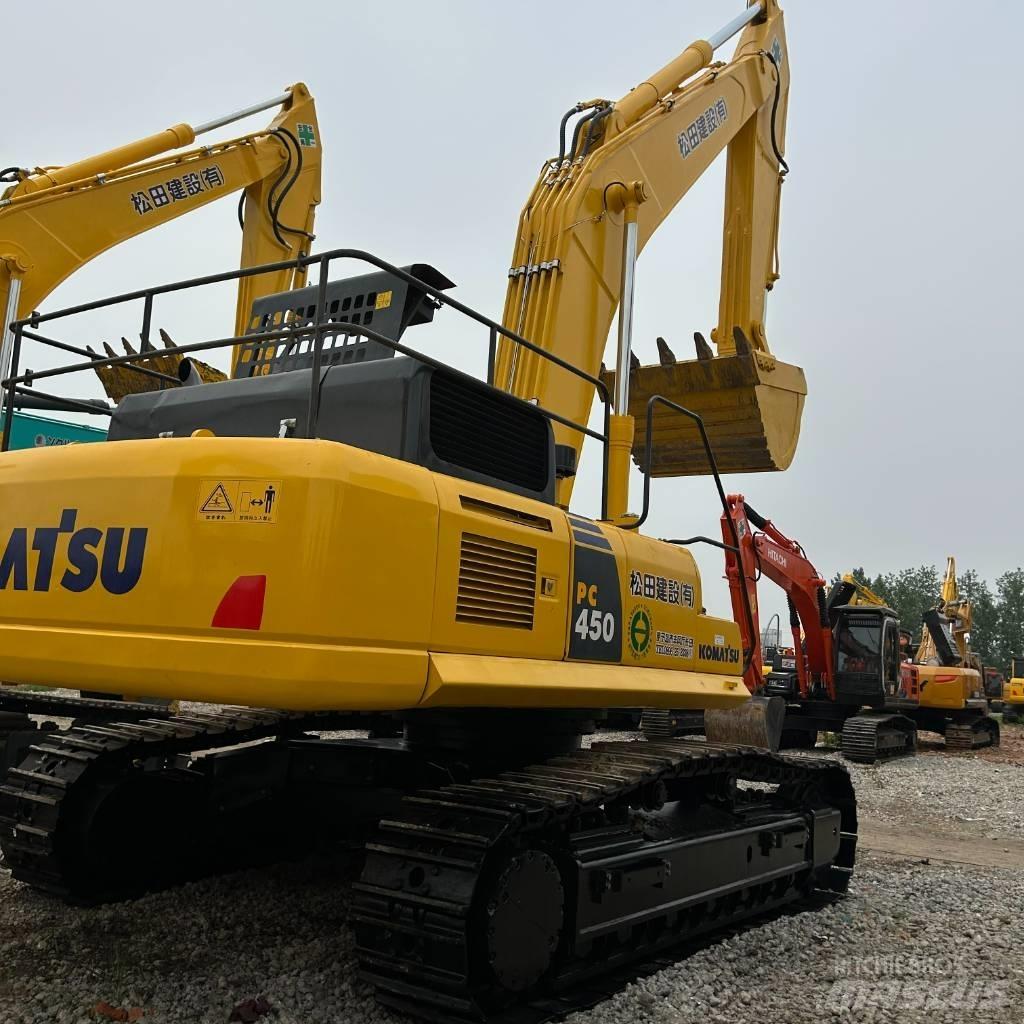 Komatsu 450 Gravemaskiner på larvebånd