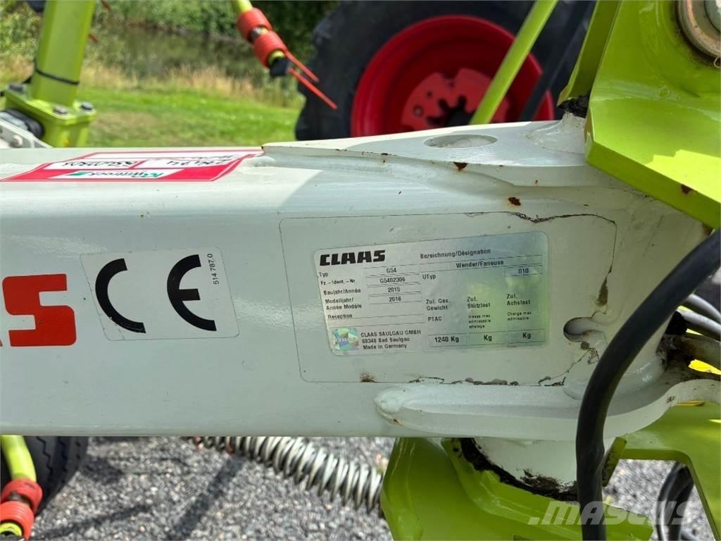 CLAAS Volto 900 River og høvendere