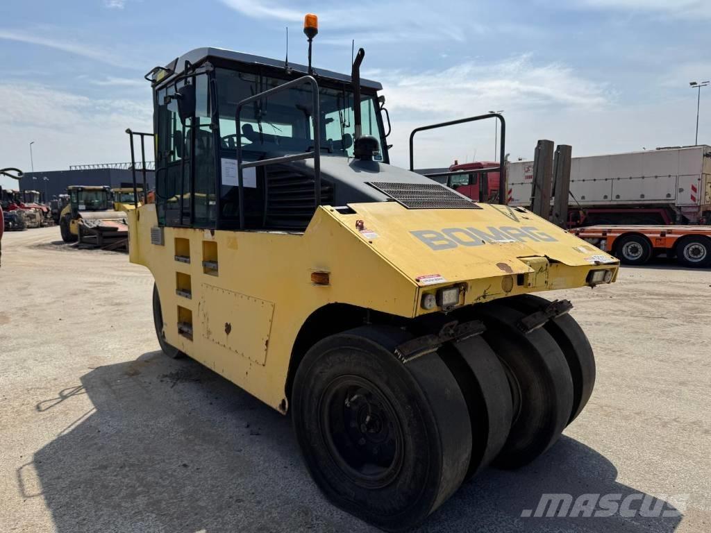 Bomag BW 24 R Tromle med luftdæk