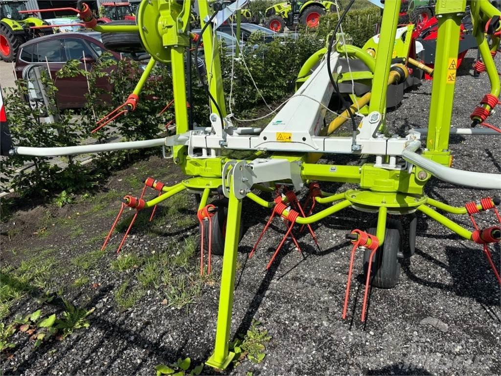 CLAAS Volto 700 River og høvendere