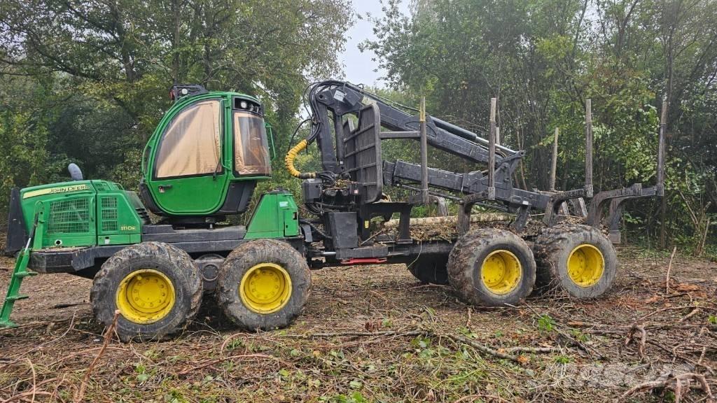 John Deere 1110 E Udkørselsmaskiner