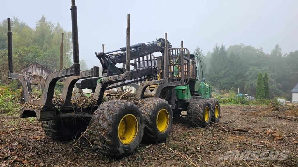 John Deere 1110 E Udkørselsmaskiner