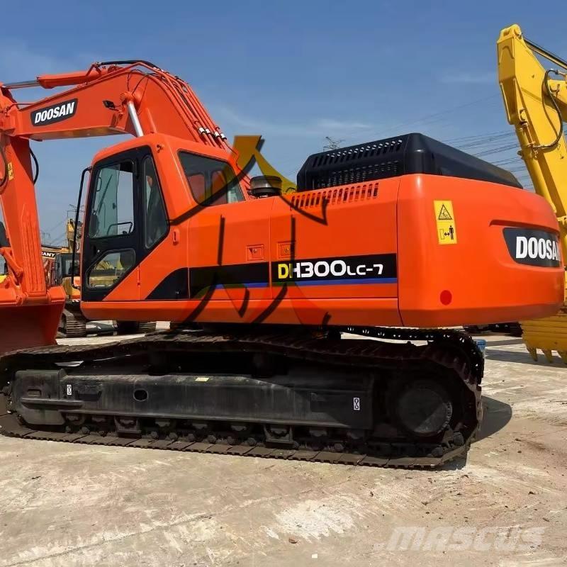 Doosan DH 300 LC-7 Gravemaskiner på larvebånd