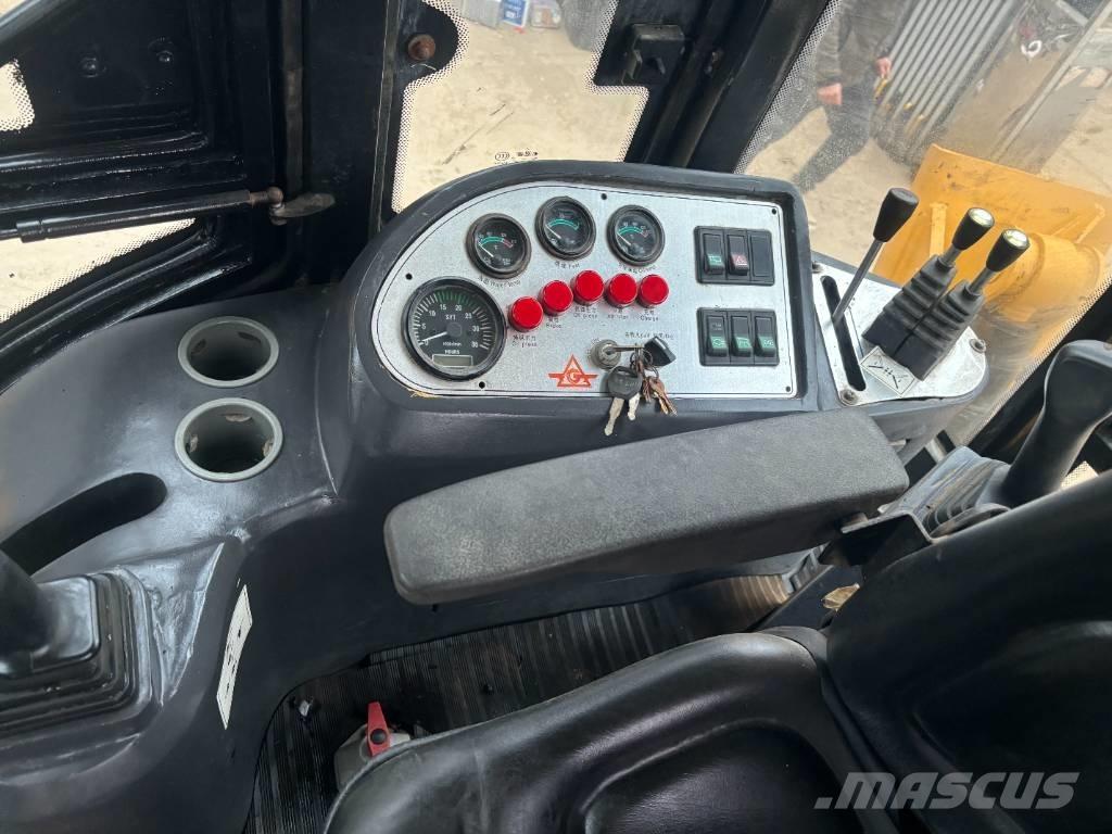 CAT 420 F Rendegravere