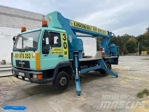 Wumag WT300 Lastbilmonterede lifte