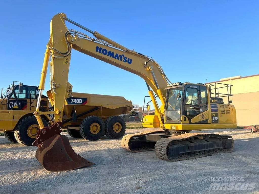 Komatsu PC 210 LC Gravemaskiner på larvebånd