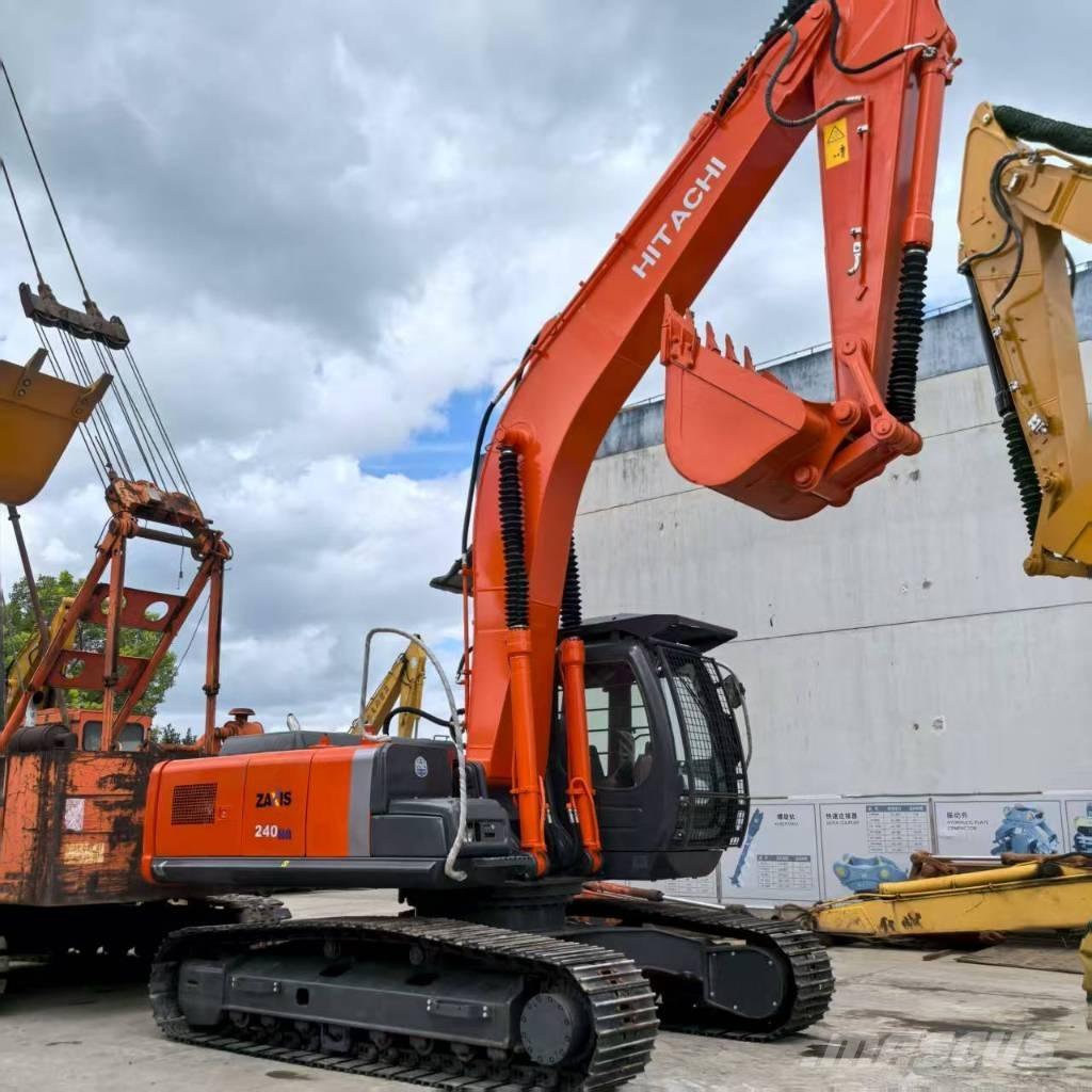 Hitachi ZX 240 HG Gravemaskiner på larvebånd