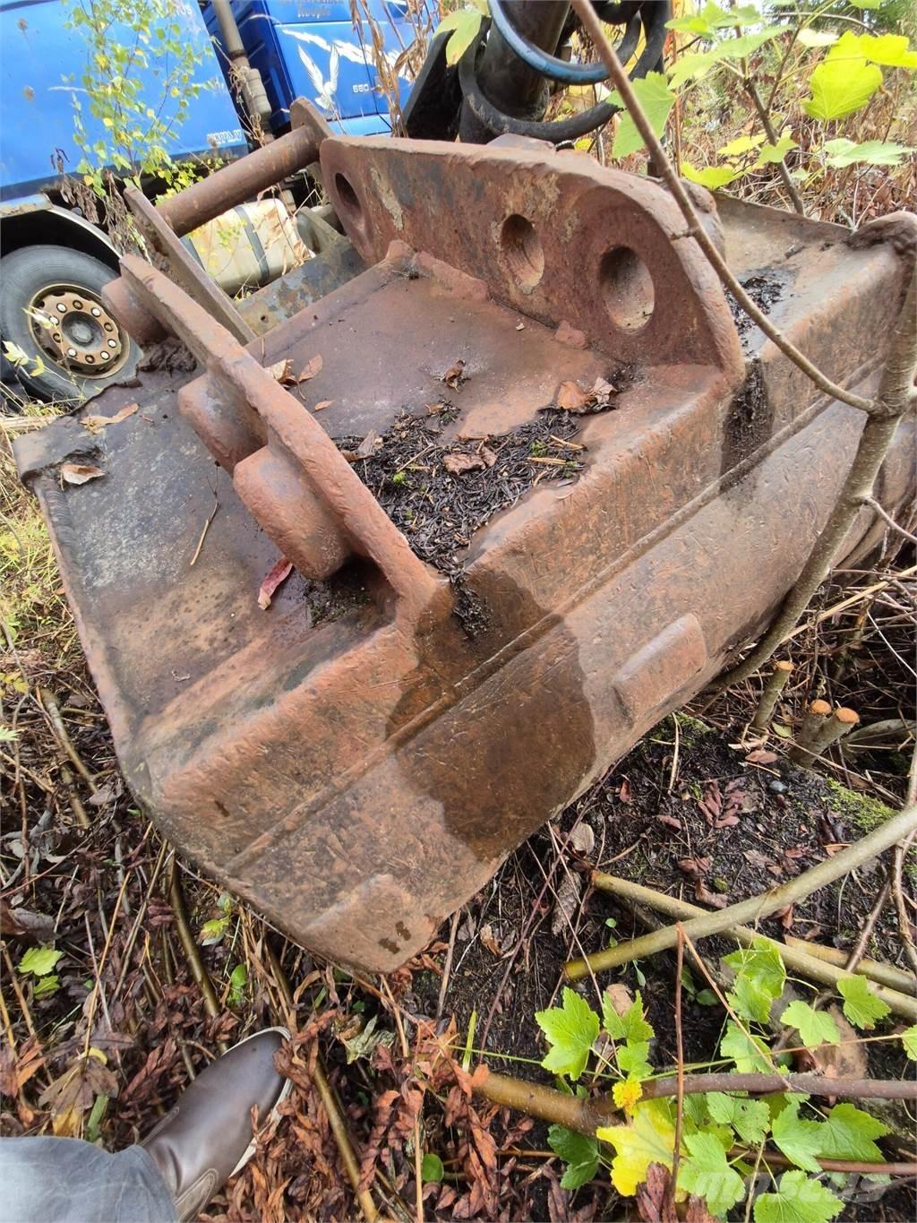  Kuokkakauha 700mm Skovle