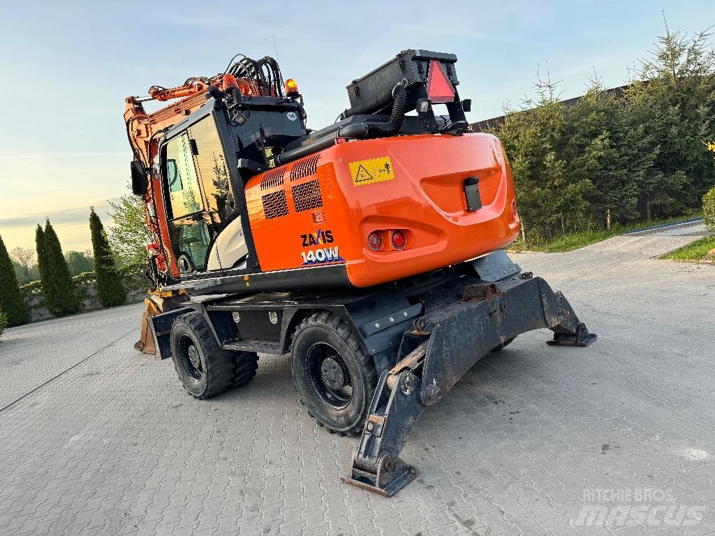Hitachi ZX 140 W-6 Gravemaskiner på hjul