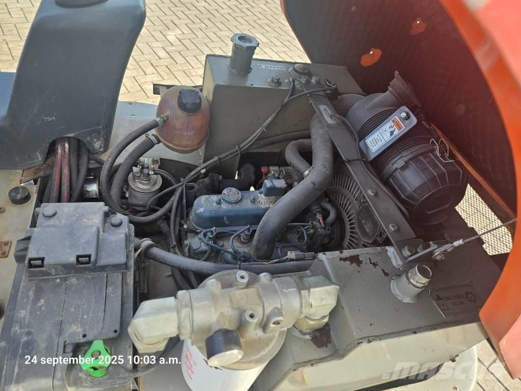 Ausa D 120 AH G Dumpere