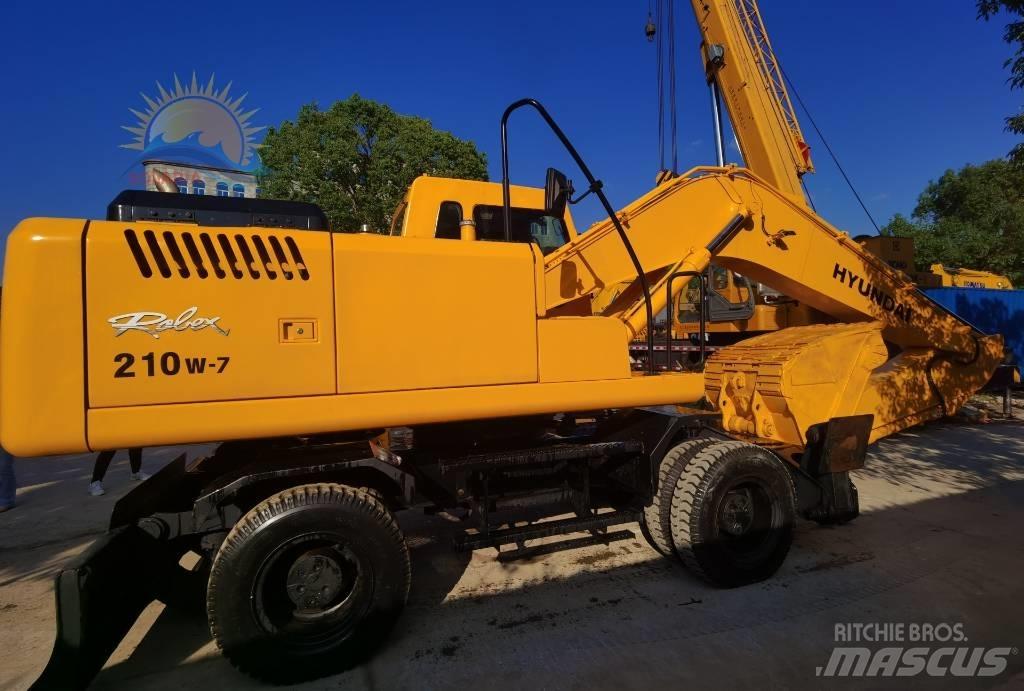 Hyundai R210W-7 Gravemaskiner på hjul