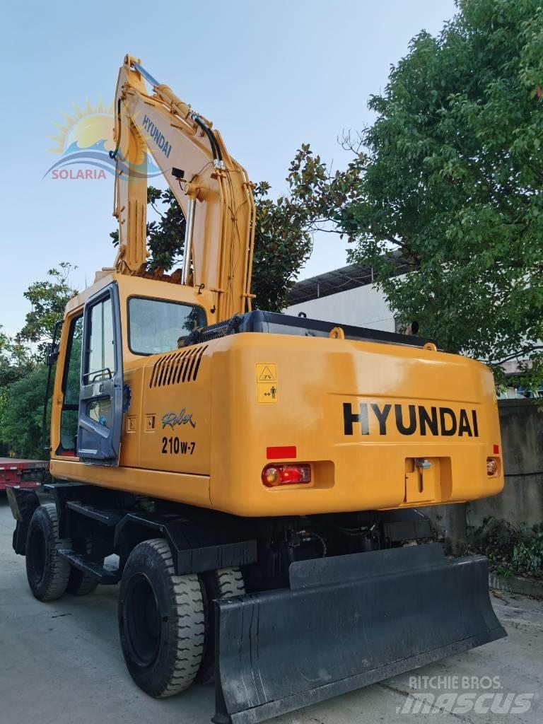Hyundai R210W-7 Gravemaskiner på hjul