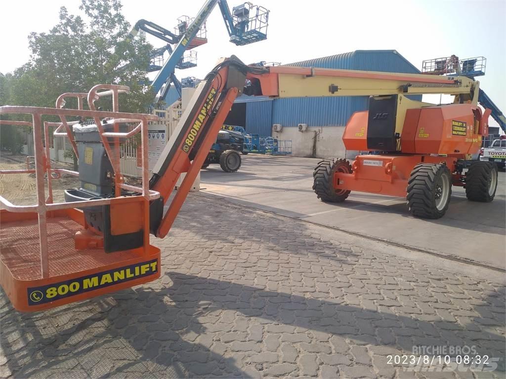 JLG 800AJ Bomlifte med knækarm