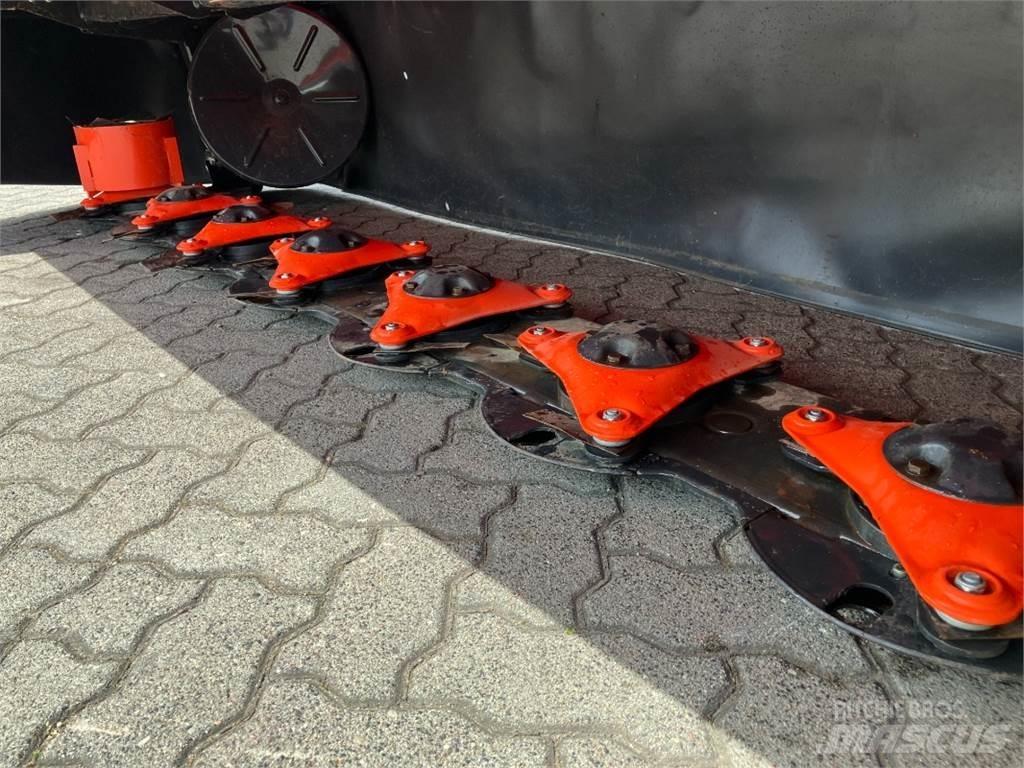 Kubota DM4032 Kombihøstere