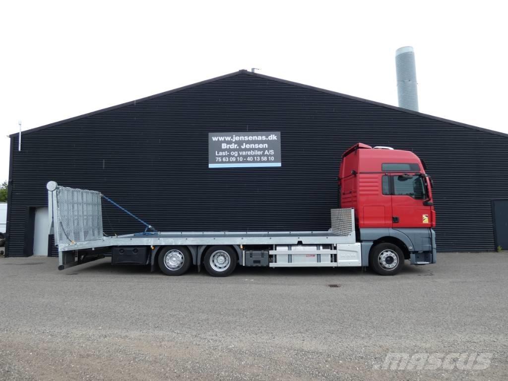 MAN TGX 26.470 Autotransportere / Knæklad