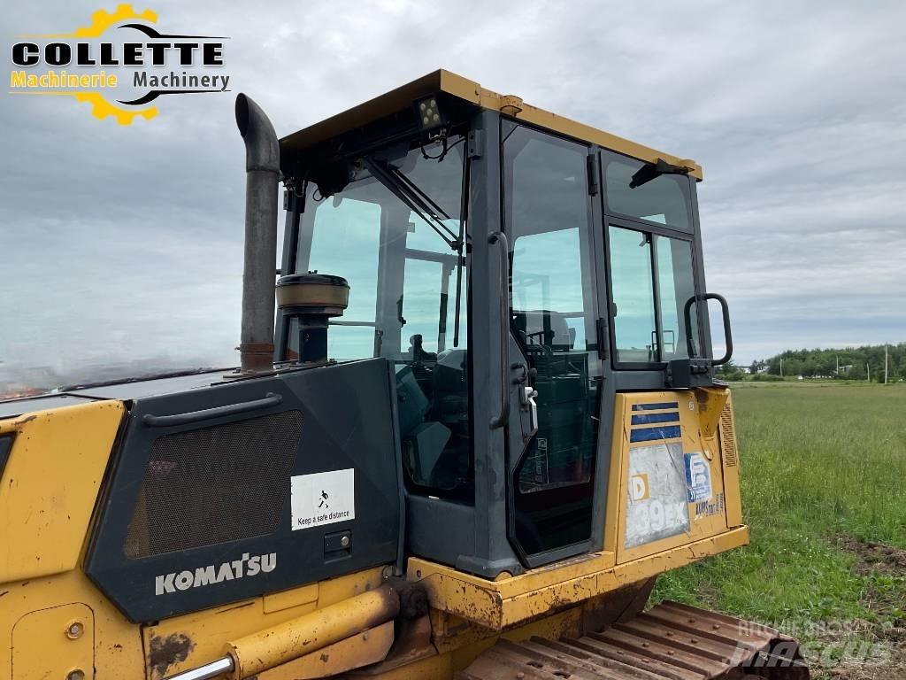 Komatsu D 39 EX-21 A Bulldozer på larvebånd