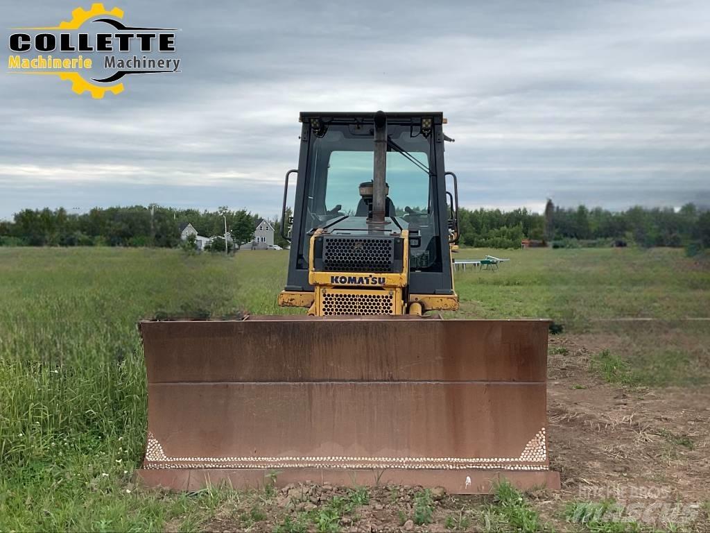 Komatsu D 39 EX-21 A Bulldozer på larvebånd