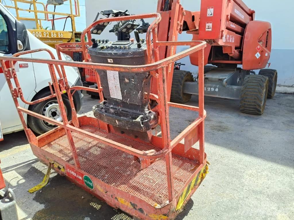 JLG 450 AJS II Bomlifte med knækarm