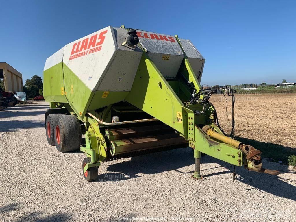 CLAAS Quadrant 2200 Pressere til firkantede baller