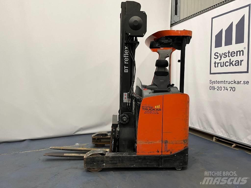 BT RRE 160E Reachtruck