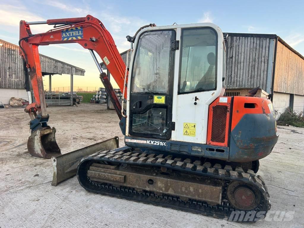 Kubota KX 251 Midi-gravemaskiner 7t - 12t