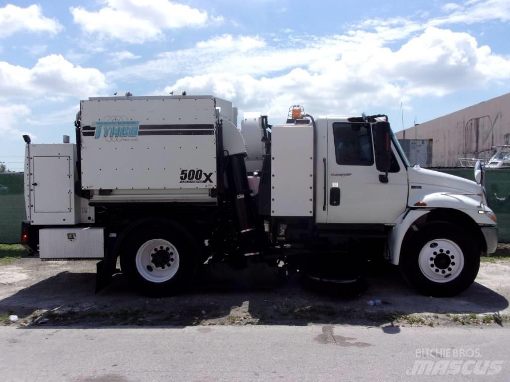International 4300 Fejebiler