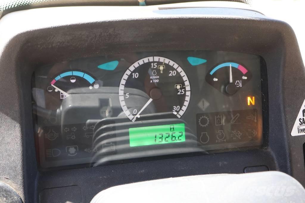 John Deere 5075 E Traktorer