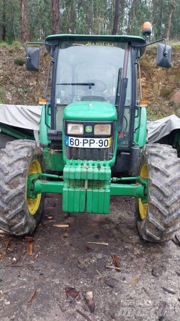John Deere 5075 E Traktorer
