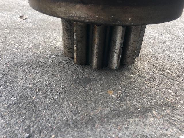 O&K RH 6 SWING GEAR Gear