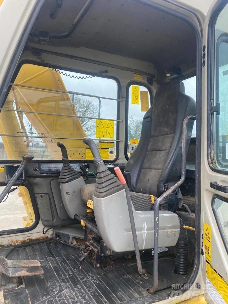 Kato HD 512 V Gravemaskiner på larvebånd