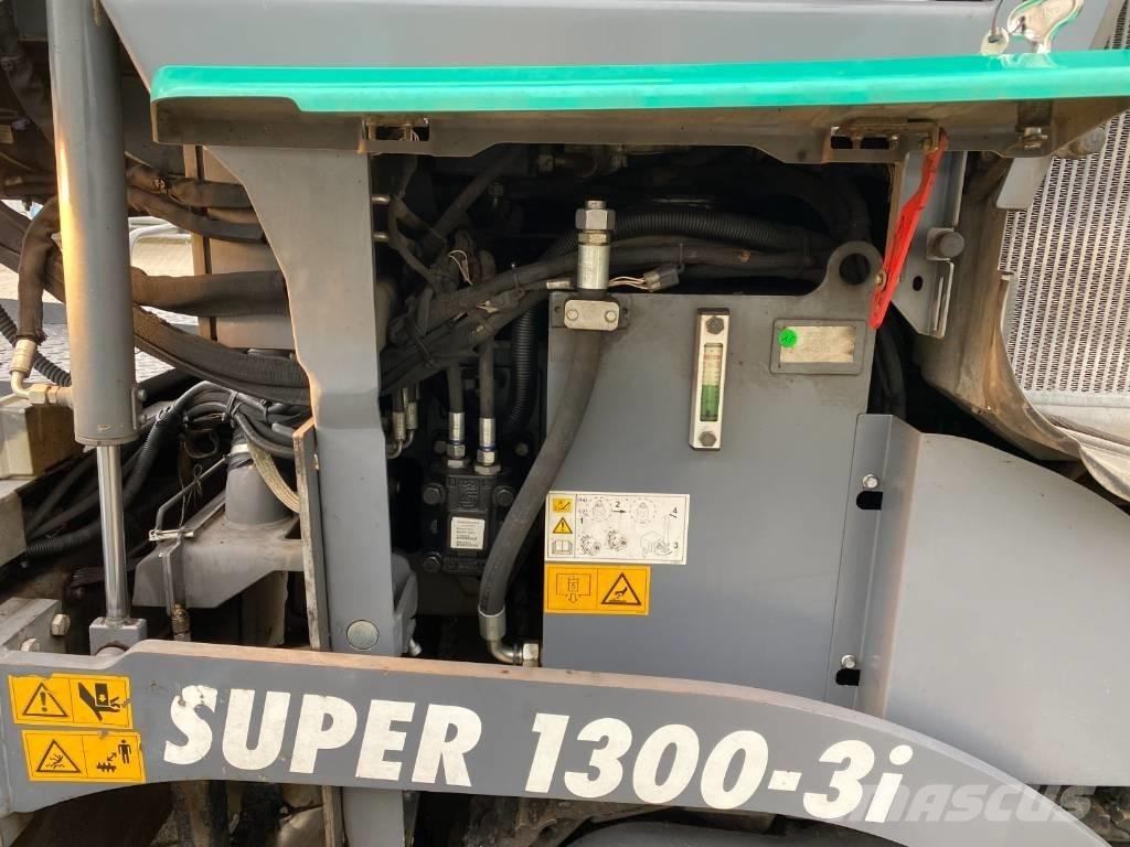 Vögele SUPER 1300-3I Asfaltudlæggere