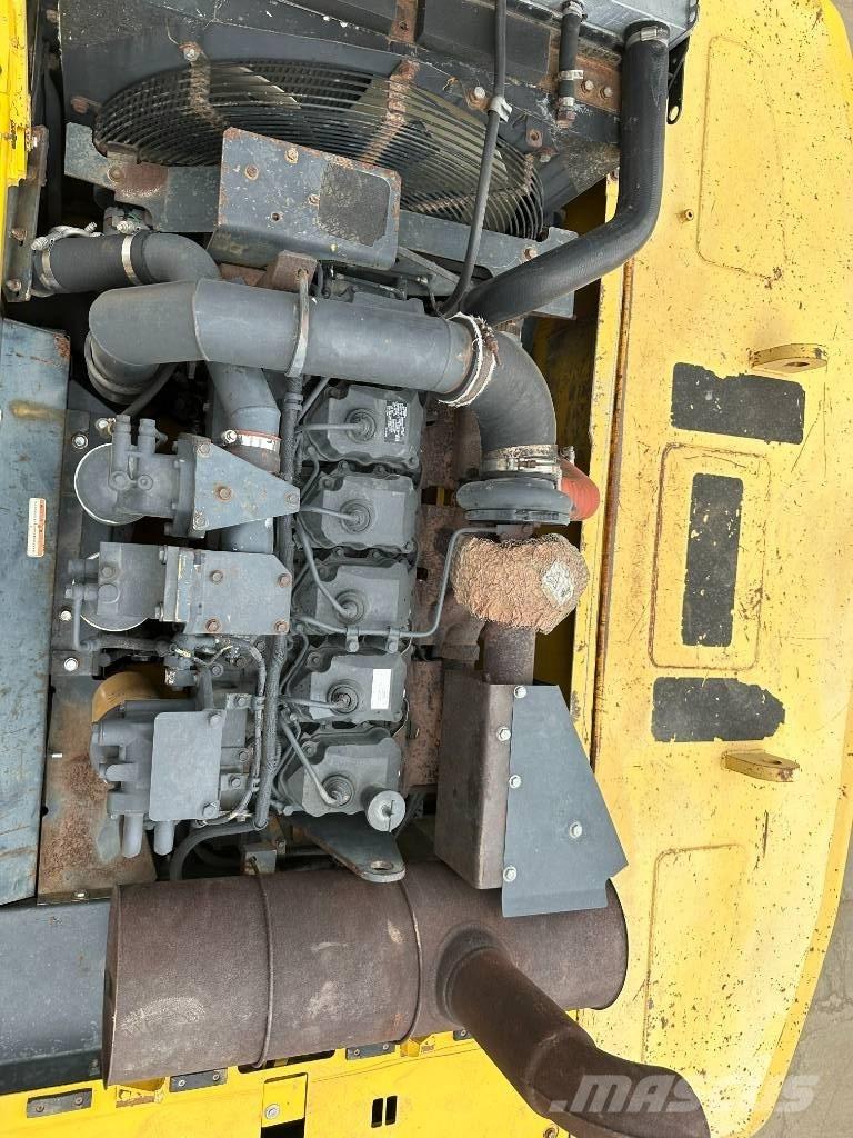 Komatsu PC 400-7 Gravemaskiner på larvebånd