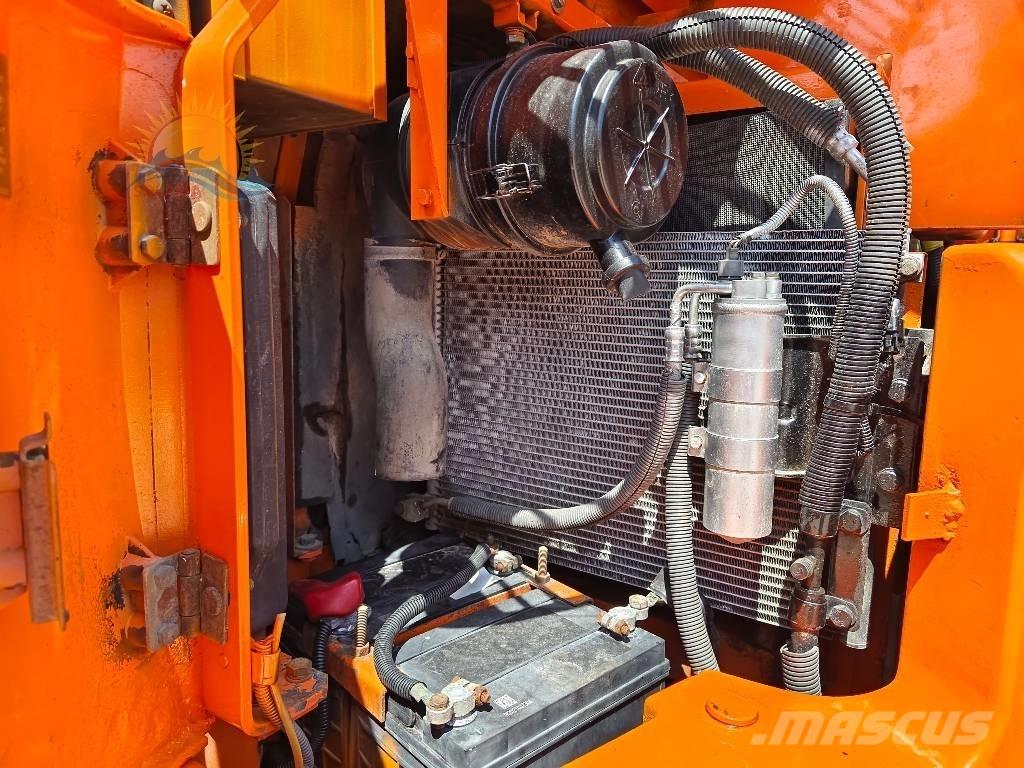 Hitachi ZX 75 Midi-gravemaskiner 7t - 12t
