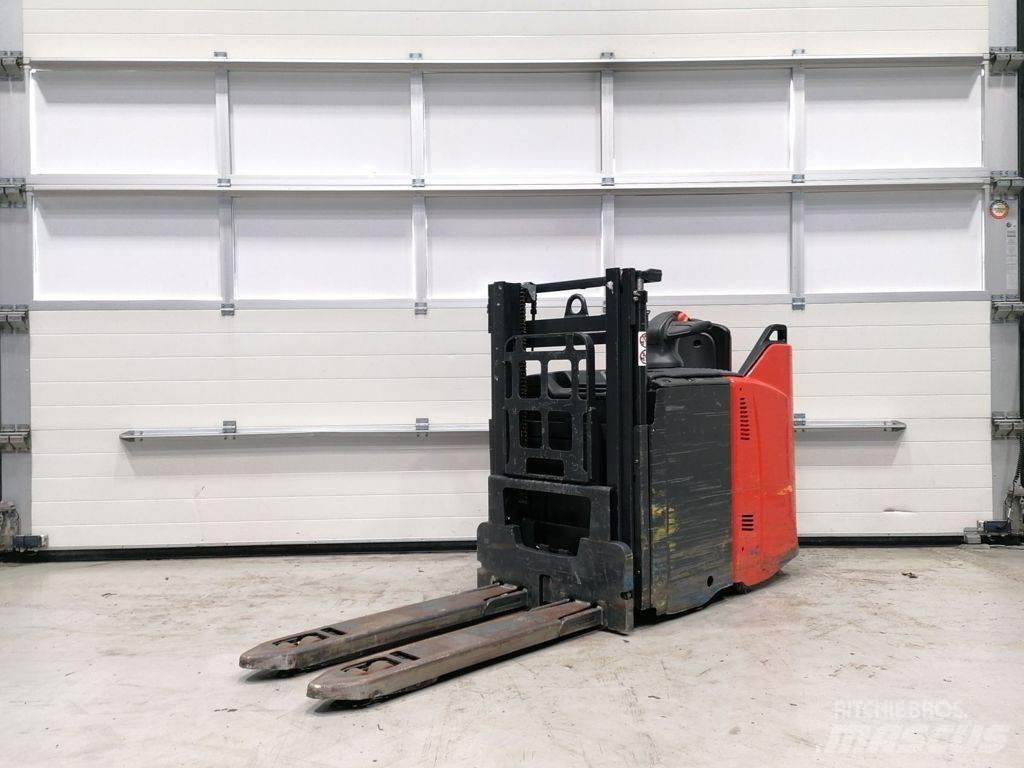 Linde D12 SP Gaffelstabler med gående fører