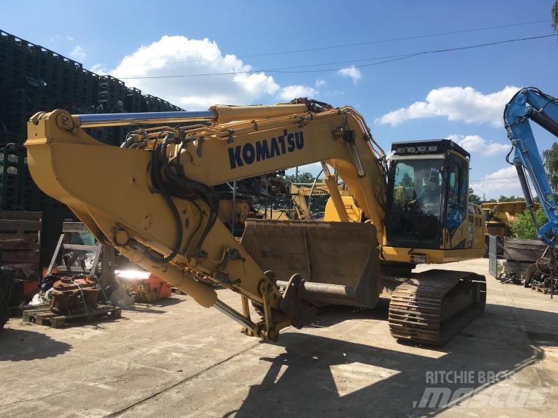 Komatsu PC240NLC-10 Gravemaskiner på larvebånd