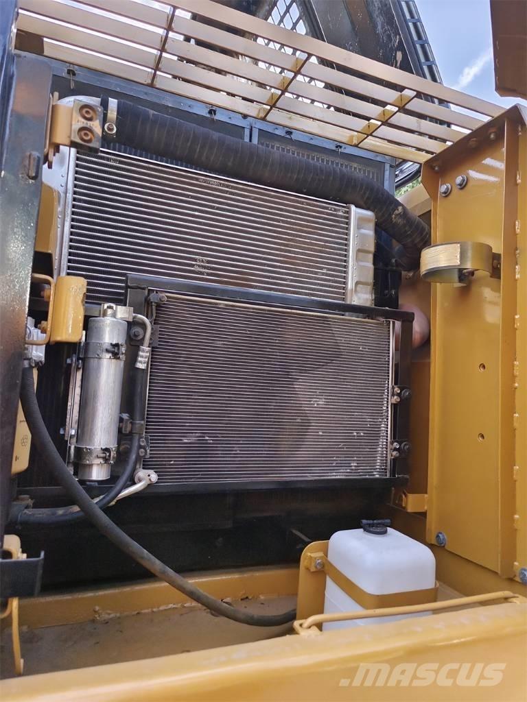 CAT 320 D Gravemaskiner på larvebånd
