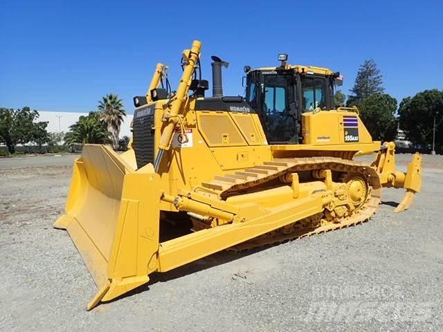 Komatsu D155AXi-8 Bulldozer på larvebånd