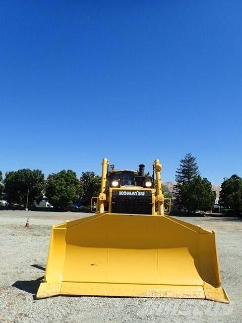 Komatsu D155AXi-8 Bulldozer på larvebånd
