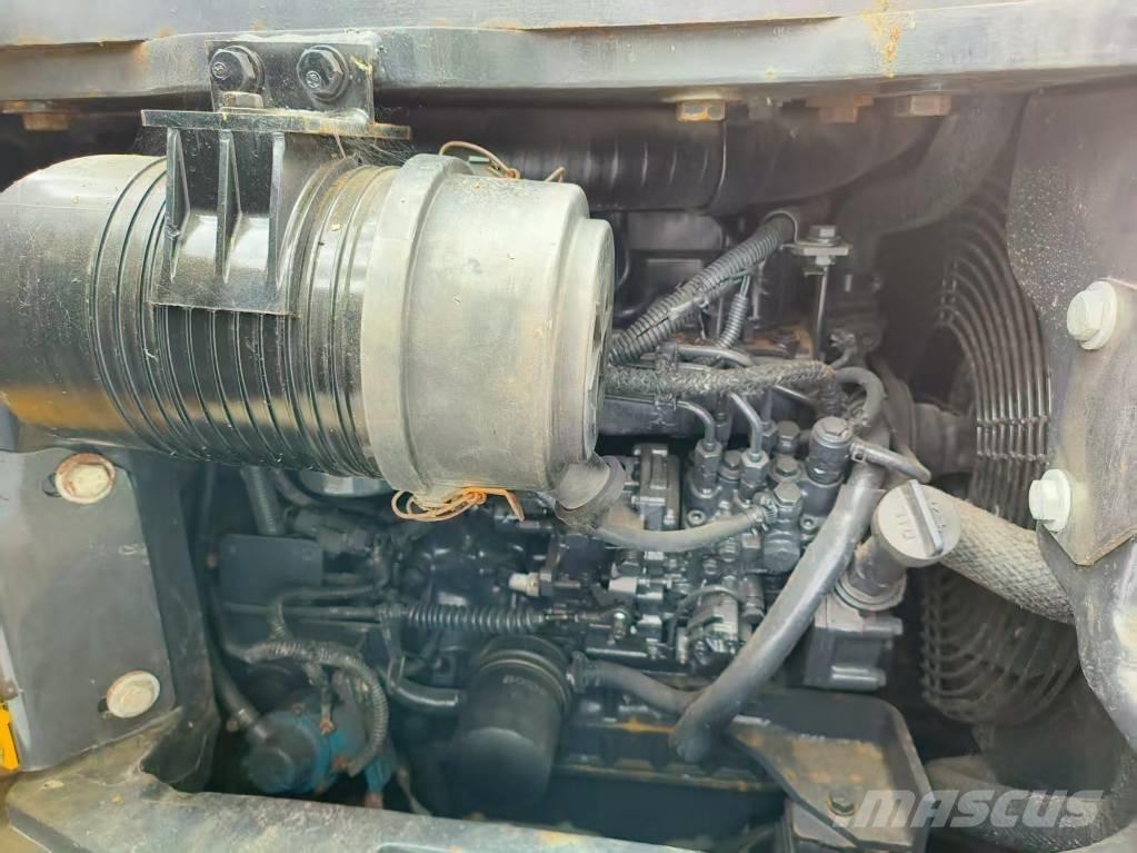 Komatsu PC 40 MR Minigravemaskiner