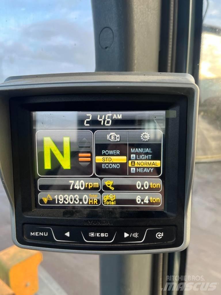 Hyundai HL 760-9 Læssemaskiner på hjul