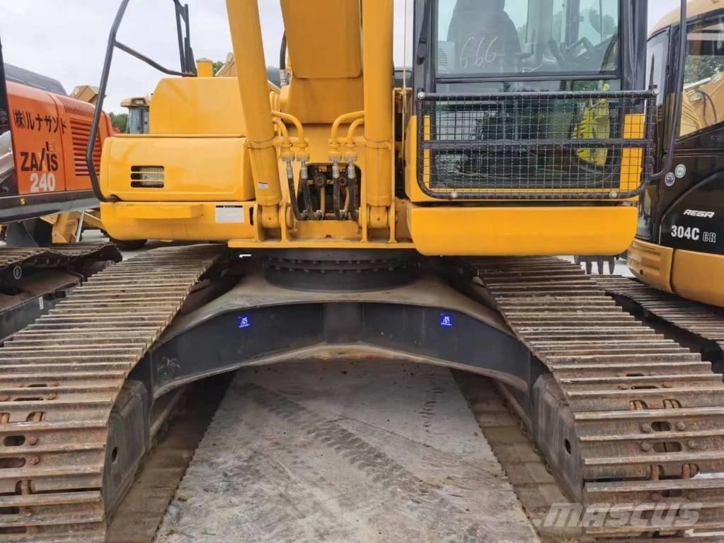 Komatsu PC 200-8 Gravemaskiner på larvebånd