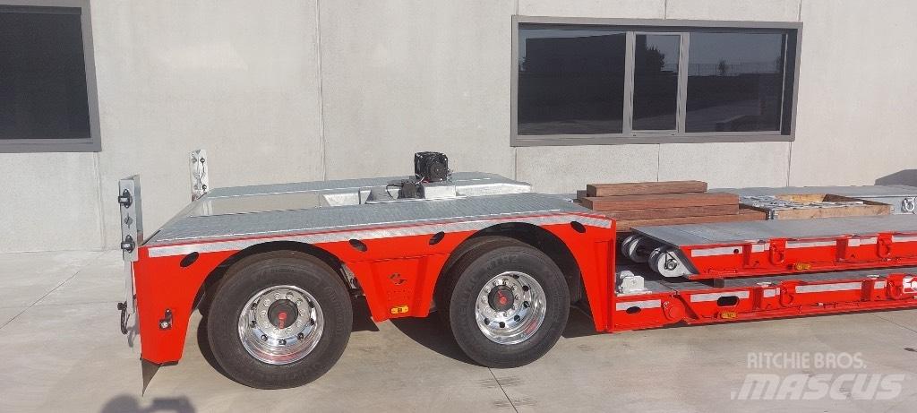 FGM 35 Semi-trailer med lad/flatbed
